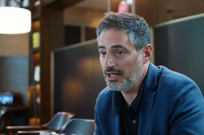 크리스 페리 대표