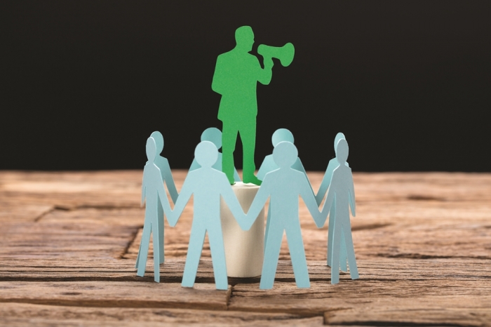 그린마케팅이 성공하기 위해서는 깨어있는 가치 소비와 윤리적 소비를 주장하는 ‘에코인플루언서’에 주목해야 한다.