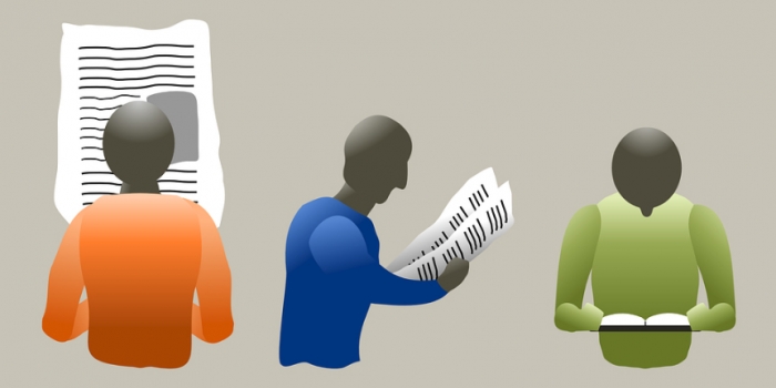 정책홍보가 발전적 방향성을 위해 전략 없이 지면을 사서 노출하는(buying) 현재의 관행부터 사라져야 한다.