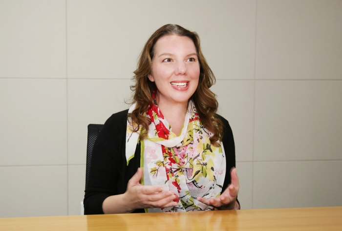 멜리사 슈라이버 플레시먼힐러드 디트로이트 부사장. WPP 산하 마인드쉐어(Mindshare), 미디어엣지(Mediaedge), JWT, 영앤루비컴(Young and Rubicam)에서 디지털, 소셜 미디어 커뮤니케이션 플래닝을 담당. 현재는 플레시먼힐러드에 서 7년째 글로벌 소셜 전략을 맡고 있다.