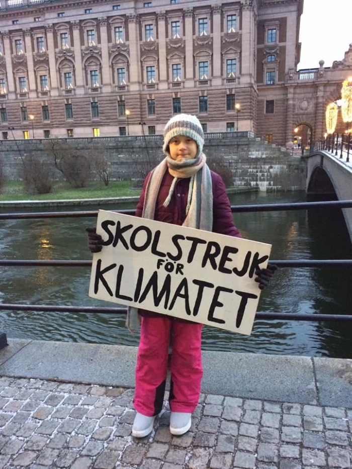 그레타 툰베리. 그레타 툰베리 공식 페이스북 페이지.