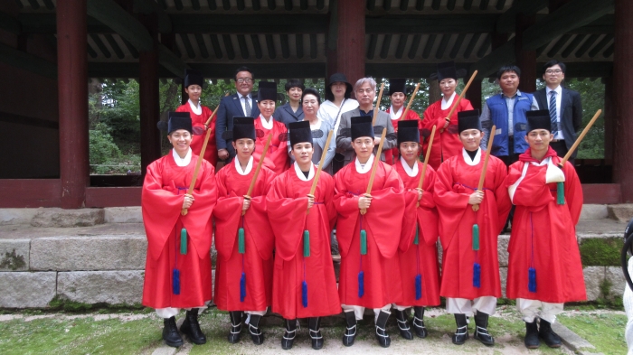 국가무형문화재 제1호이자 유네스코 인류무형유산인 종묘제례악의 일무를 체험한 프로젝트 K.