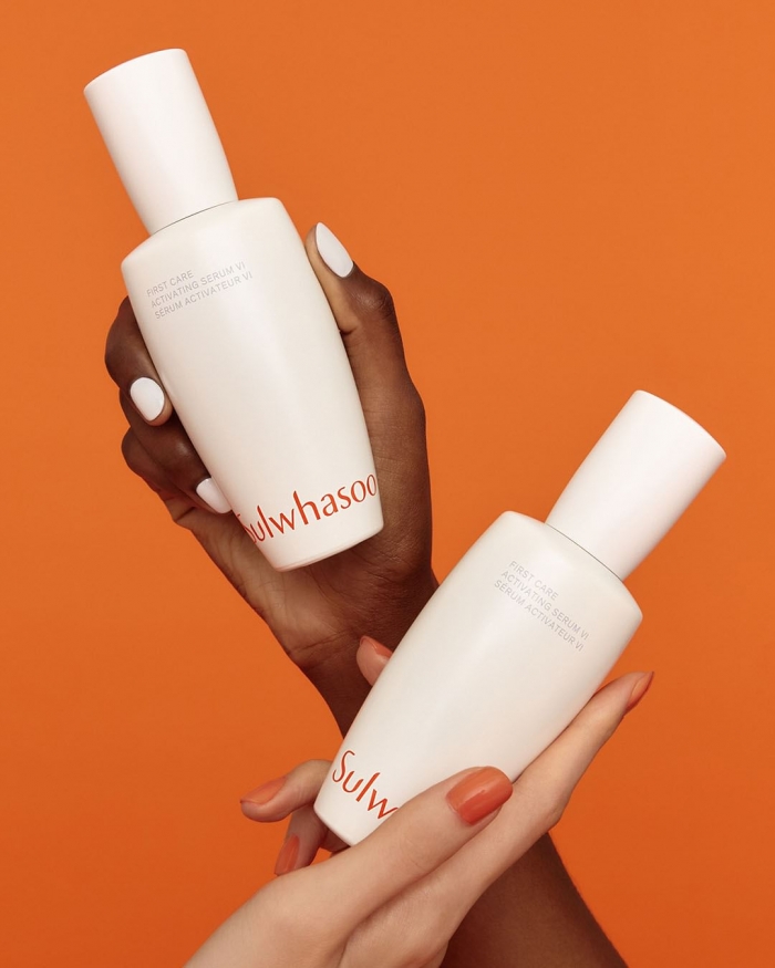 다인종 모델을 기용한 설화수 윤조에센스 6세대 제품