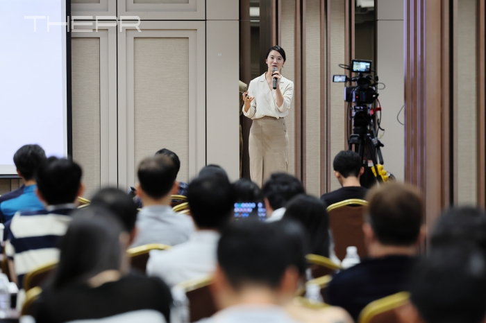 ‘생성 AI로 달라지는 고객경험 전략’이라는 주제로 강연한 차경진 교수. 사진=서지형 포토그래퍼·전재현 포토그래퍼