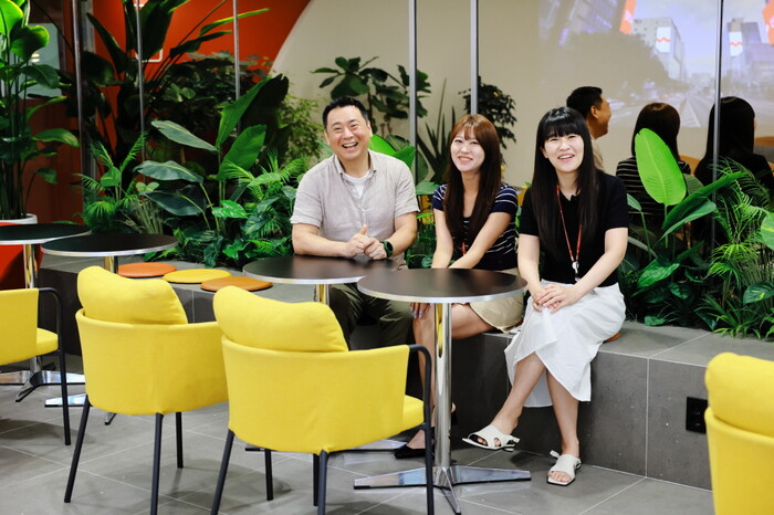 신 팀장과 팀원들은 이번 프로젝트를 계기로 사회적인 변화를 꾀할 수 있는 기회가 있다면 언제든 도전해 볼 생각이라고 의지를 밝혔다.사진= 전재현 포토그래퍼 phototoday@naver.com