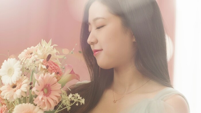 2021년 9월 6일 스톤헨지가 공개한 '뷰티풀 모먼츠' 캠페인 티저 영상에 출연한 신유빈 선수. 신유빈과 스톤헨지가 함께한 영상 및 화보는 스톤헨지 공식 홈페이지와 유튜브, 인스타그램 등을 통해 확인할 수 있다. 사진=스톤헨지 제공.