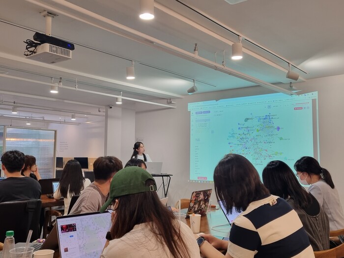 어센트코리아는 20일 데이터 활용 실전을 주제로 한 리스닝마인드 데이터 인사이트 클럽에서 검색 데이터를 활용한 콘텐츠 제작 방식을 소개했다.