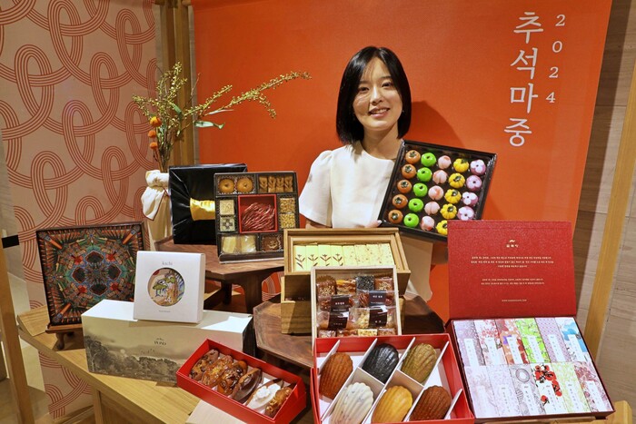 롯데백화점은 올해 추석 선물세트로 디저트 상품을 다량 준비했다. 사진=롯데백화점 제공
