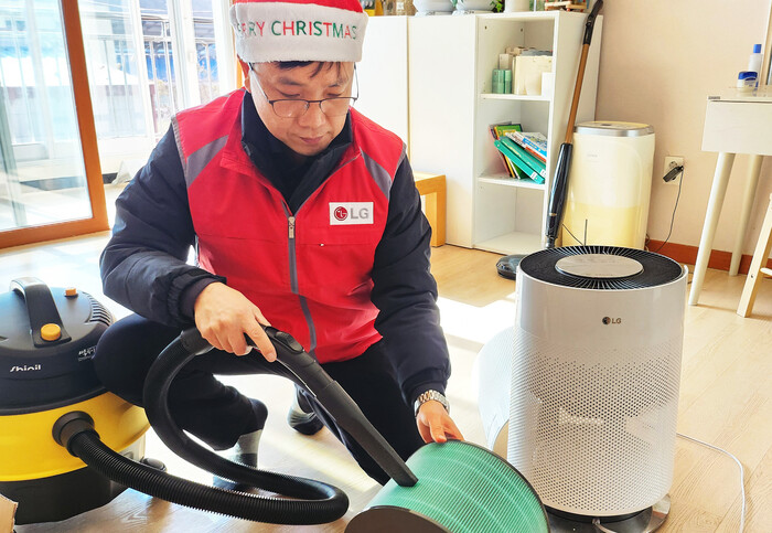 LG전자,  ESG 비전 ‘모두의 더 나은 삶’ 일환으로 찾아가는 고품질 서비스 ‘LG Go! 高! 돌봄 서비스’ 시작. 사진=LG전자 제공.