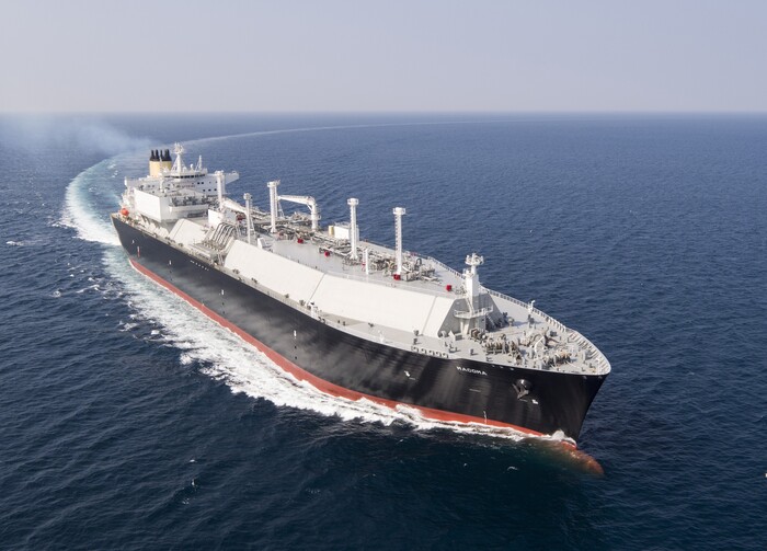 친환경 연료 추진 선박.사진=경남도 제공