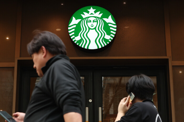 서울 시내 한 스타벅스 매장. 사진=뉴시스