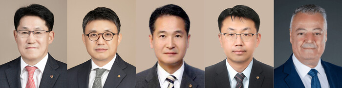류두형 ㈜한화 글로벌 대표이사 내정자, 김종서 한화엔진 대표이사 내정자, 김경수 한화호텔앤드리조트 에스테이트 부문 대표이사 내정자, 최석진 한화호텔앤드리조트 리조트 부문 대표이사 내정자, 라피 발타 한화파워시스템 대표이사 내정자. (좌측부터) 사진=한화그룹
