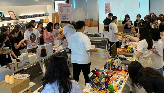 건강기능식품 전문 브랜드 기업 뉴트리원은 사회공헌 목적의 임직원 참여형 나눔 캠페인 ‘164 마켓’을 올해로 3년 째 개최했다. 사진=뉴트리원